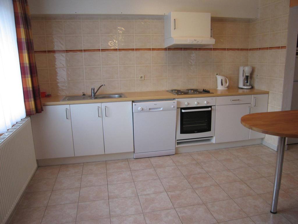 Quaint Apartment In Ondenval With Terrace Waimes Eksteriør billede